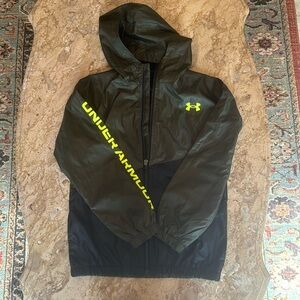 Nwot. Under Armour Kids Raincoat Medium